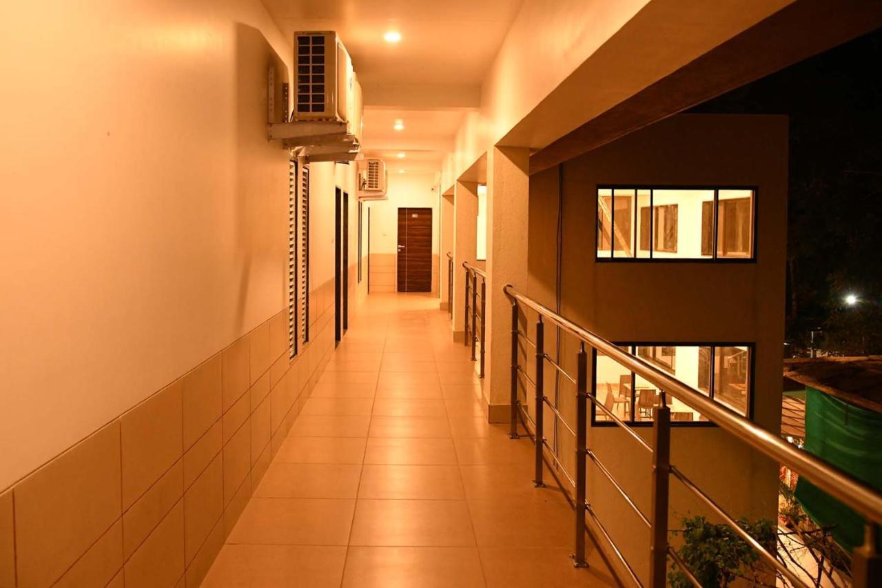 Royal Orbit Hotel Panchgani Ngoại thất bức ảnh