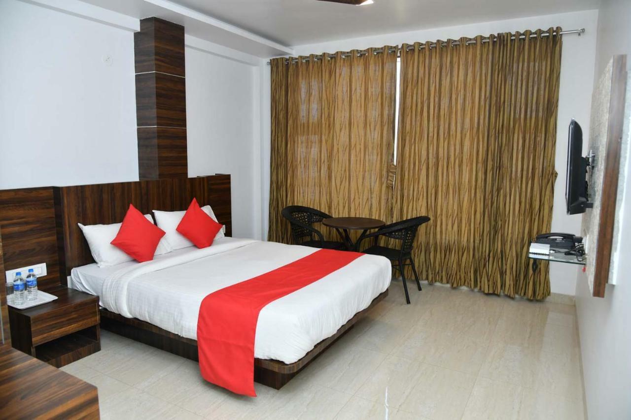 Royal Orbit Hotel Panchgani Ngoại thất bức ảnh